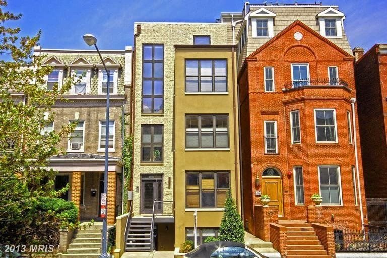 Harvard Villa Condos For Sale